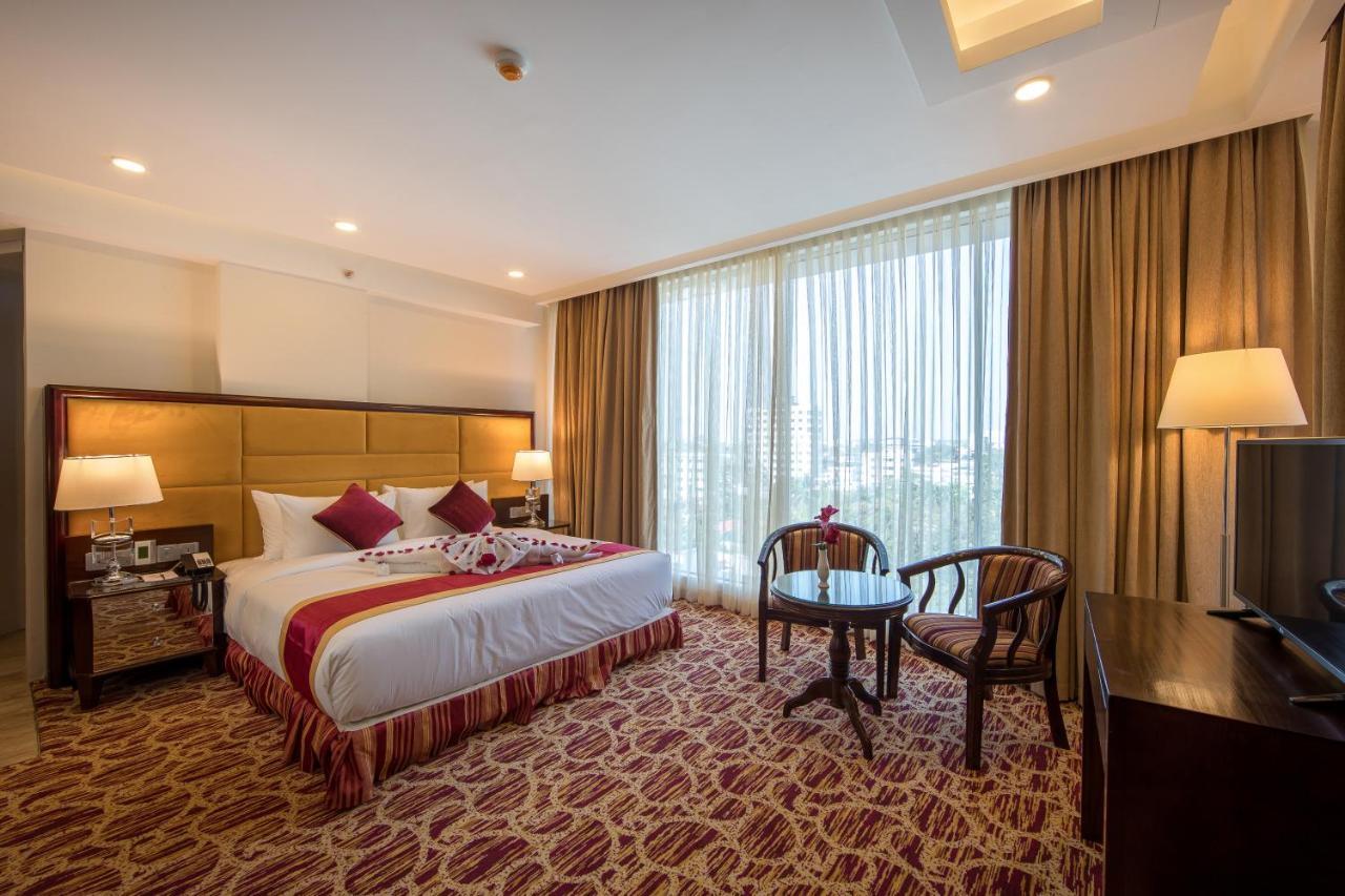 Grand Palace Hotel & Resorts Sylhet Exterior foto